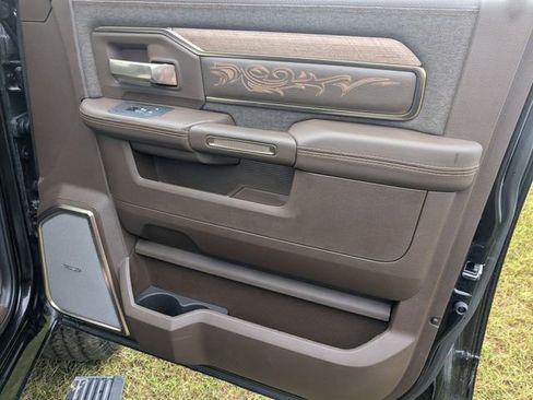 New 2026 RAM 2500 Limited image 34