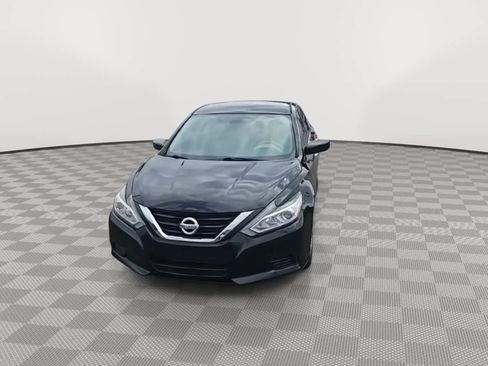 Used 2016 Nissan Altima 2.5 S w/ Power Driver Seat Package image 3