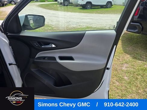Used 2022 Chevrolet Equinox LT FWD image 42