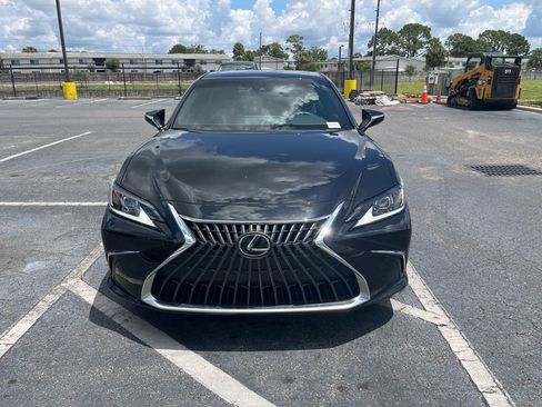 Used 2023 Lexus ES 350 w/ Accessory Package (Z2) FWD image 10