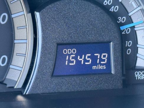 Used 2012 Toyota Camry SE w/ Leather Pkg FWD image 14