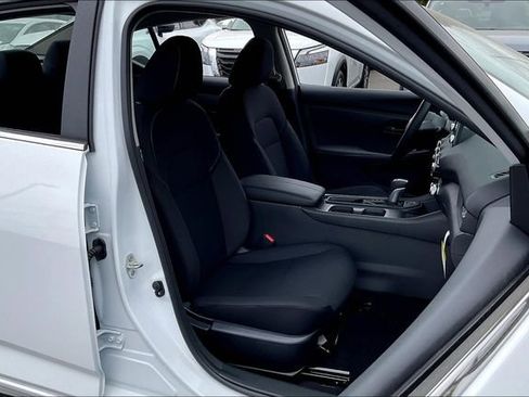 New 2025 Nissan Sentra S image 27