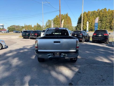 Used 2014 Toyota Tacoma 4x4 Access Cab V6 image 6