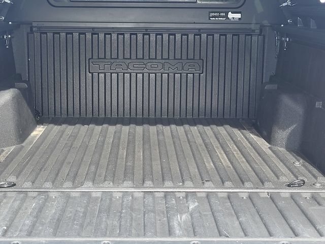 Used 2024 Toyota Tacoma SR5 AWD/4WD image 26