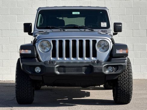 Used 2019 Jeep Wrangler Sport AWD/4WD image 11