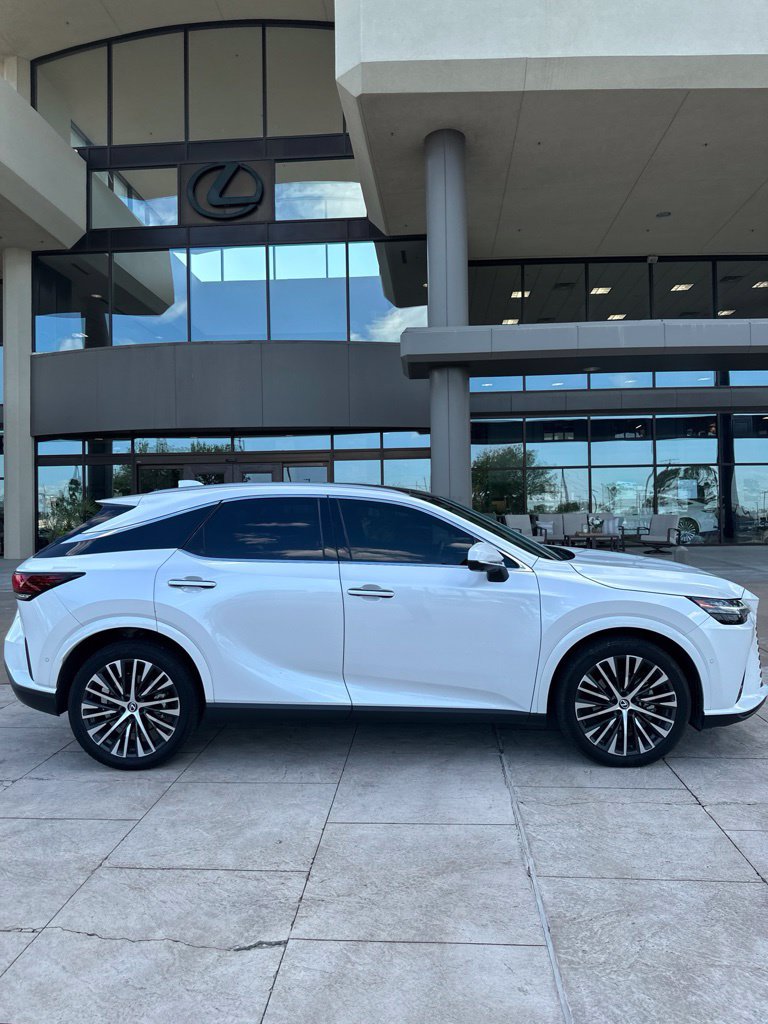 Certified 2023 Lexus RX 350 Premium Plus w/ Cold Area Package AWD/4WD image 4