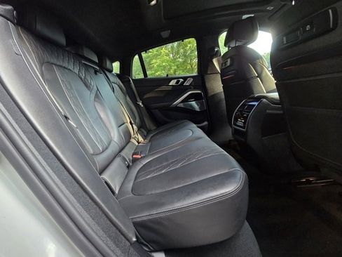 Used 2020 BMW X6 M50i w/ Executive Package image 21