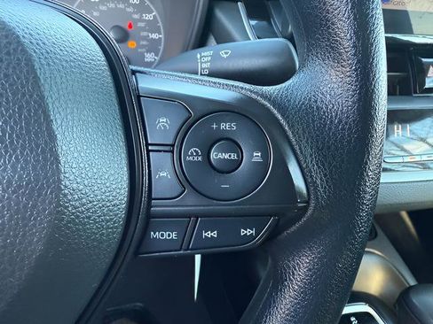 Used 2024 Toyota Corolla LE FWD image 14