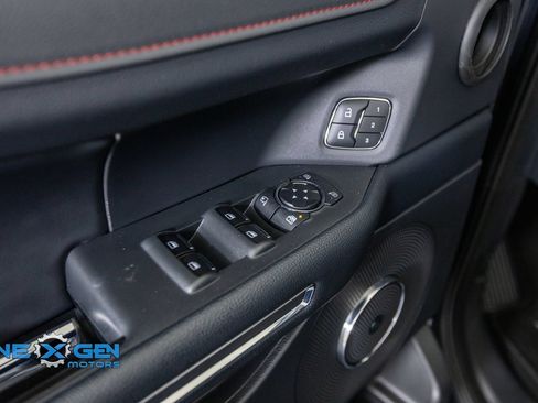 Used 2024 Ford Expedition Limited AWD/4WD image 12