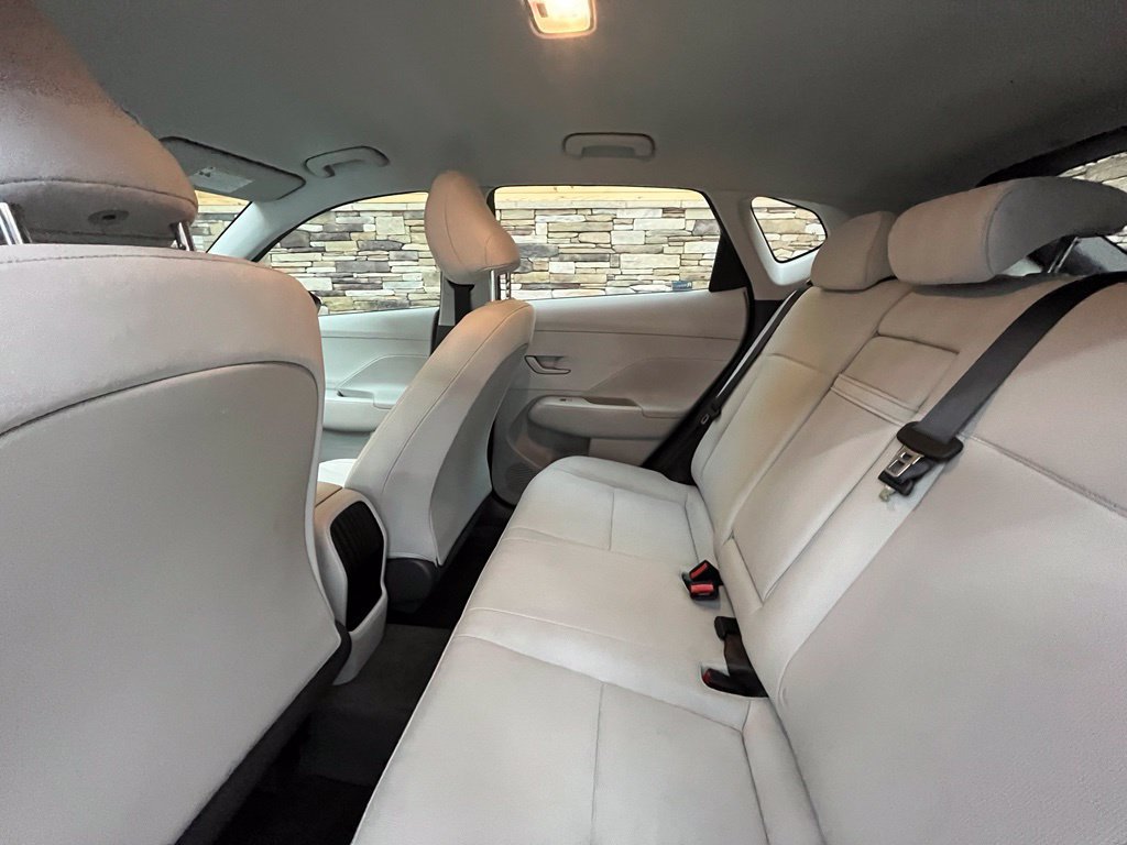 Used 2024 Hyundai Kona SE AWD/4WD image 37