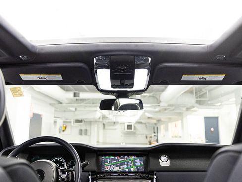 Used 2020 Rolls-Royce Cullinan image 34