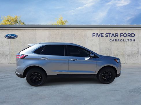 Used 2024 Ford Edge SEL w/ Convenience Package image 9