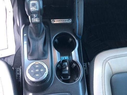 Used 2022 Ford Bronco Wildtrak AWD/4WD image 14