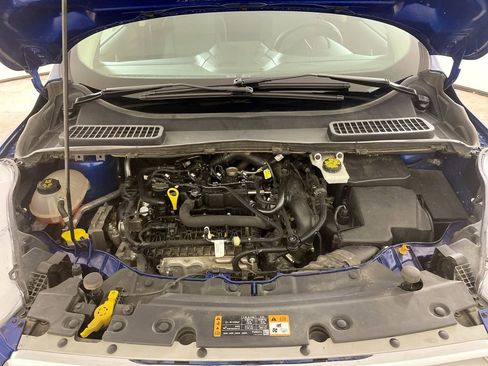 Used 2019 Ford Escape SE image 31