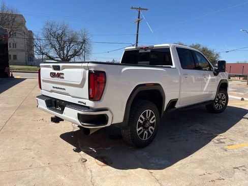 Used 2022 GMC Sierra 2500 AT4 w/ AT4 Preferred Package image 12