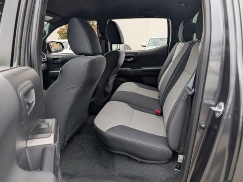 Used 2023 Toyota Tacoma TRD Sport w/ Advanced Technology Package AWD/4WD image 16