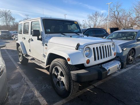 Used 2013 Jeep Wrangler Unlimited Sahara w/ Dual Top Group image 3