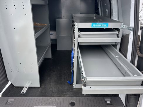 Used 2020 Ford Transit Connect XL image 13