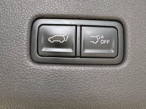 Used 2022 Kia Carnival SX FWD image 30