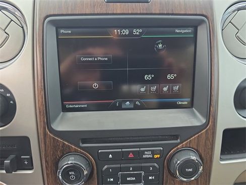 Used 2014 Ford F150 Lariat w/ Equipment Group 502A Luxury image 22