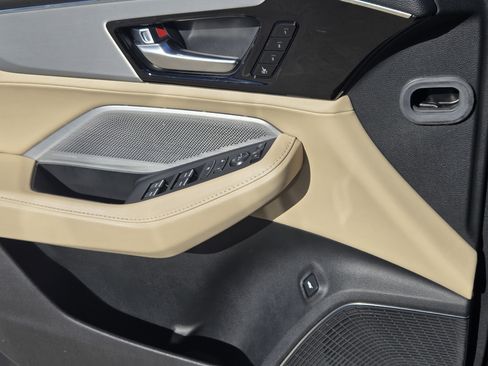 Certified 2025 Acura MDX w/ Technology Package image 31