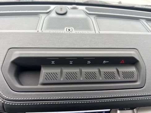 New 2026 Ford Bronco Outer Banks AWD/4WD image 36