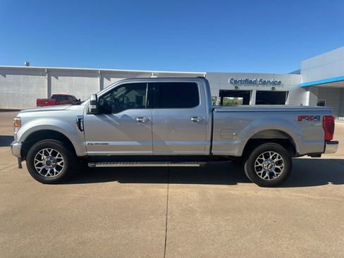 Used 2022 Ford F250 Lariat w/ FX4 Off-Road Package AWD/4WD image 2
