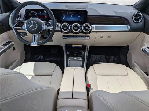Certified 2026 Mercedes-Benz GLB 250 image 18