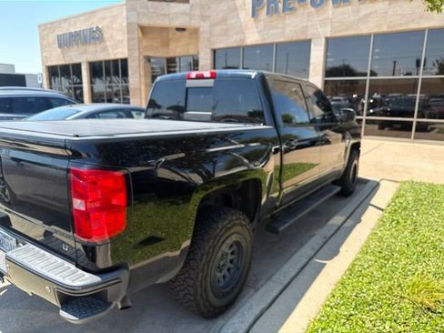 Used 2018 Chevrolet Silverado 1500 LT w/ Texas Edition RWD image 10