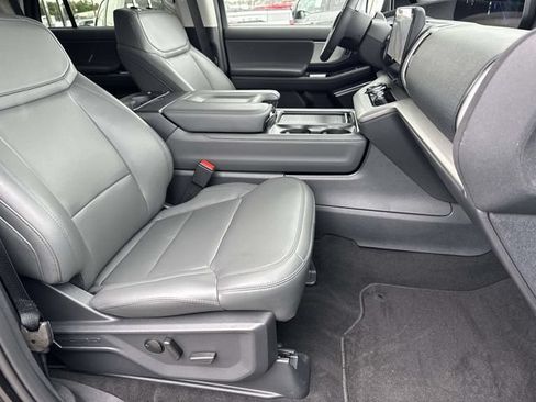 New 2026 Ford Expedition Active RWD image 11