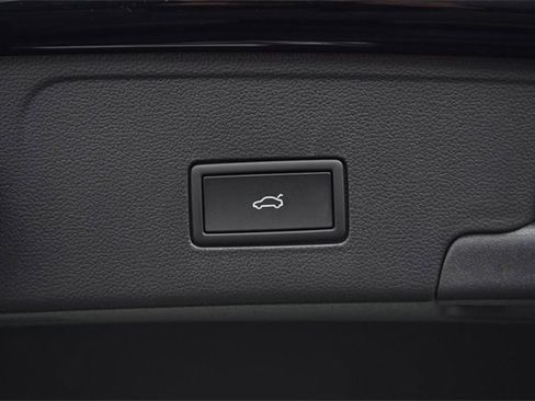 New 2026 Volkswagen Atlas Cross Sport SE image 26