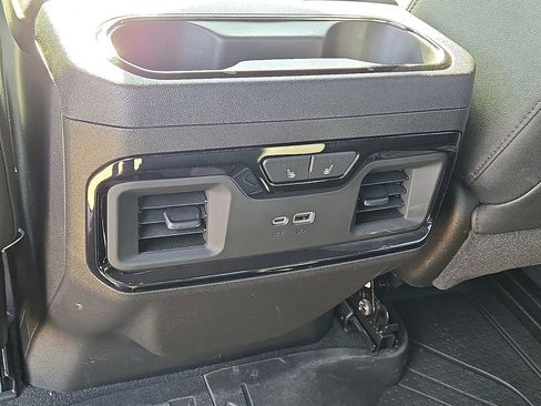 Used 2025 Chevrolet Silverado 1500 ZR2 w/ Technology Package image 15