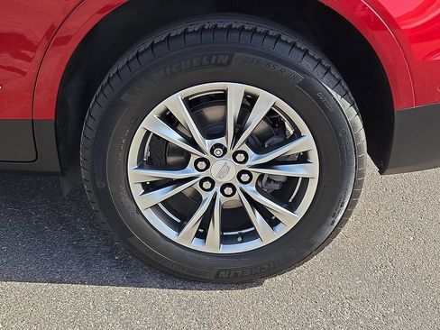 Used 2021 Cadillac XT5 Premium Luxury FWD image 11