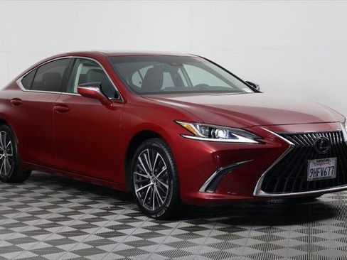 Certified 2024 Lexus ES 350 w/ Premium Package FWD image 3
