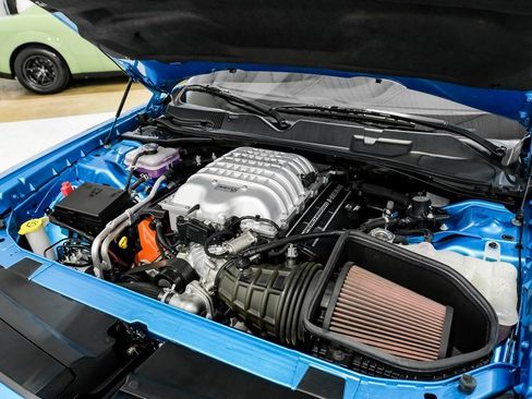 Used 2019 Dodge Challenger SRT Hellcat w/ Laguna Leather Package image 44