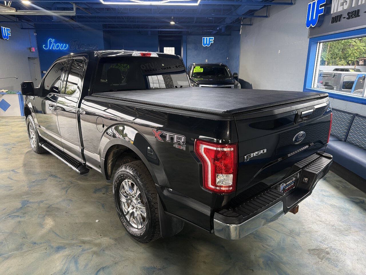 Used 2015 Ford F150 XLT w/ XTR Package AWD/4WD image 11