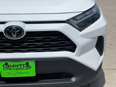 Used 2023 Toyota RAV4 XLE FWD image 8