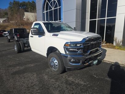 New 2026 RAM 3500 Tradesman w/ Chrome Appearance Group