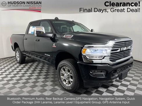 Used 2024 RAM 2500 Laramie w/ Safety Group AWD/4WD image 1