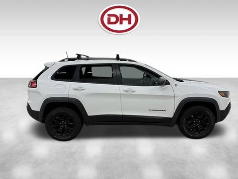 Used 2019 Jeep Cherokee Trailhawk w/ Cold Weather Group image 2