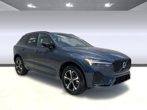 Used 2026 Volvo XC60 B5 Core image 22