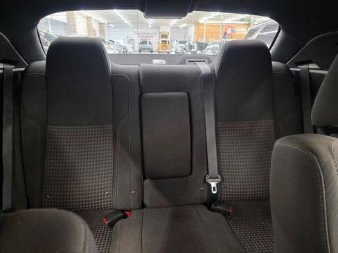 Used 2018 Dodge Challenger SXT RWD image 30