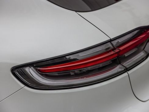 Certified 2025 Porsche Macan S image 26