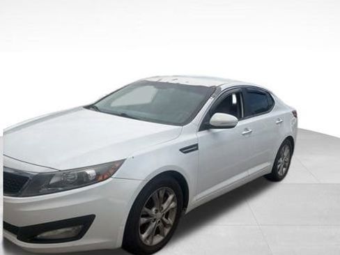 Used 2013 Kia Optima LX FWD image 10