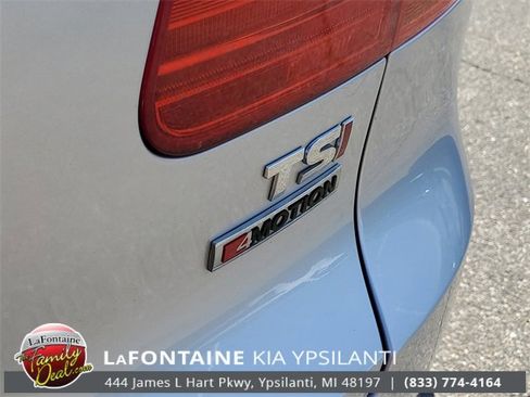 Used 2018 Volkswagen Tiguan Limited image 8