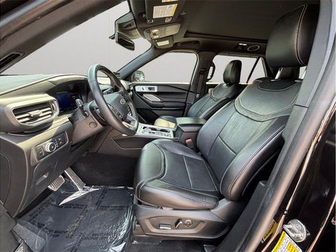Used 2020 Ford Explorer ST w/ ST Street Pack AWD/4WD image 2