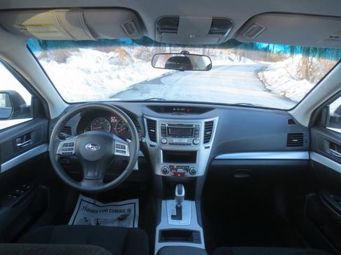 Used 2014 Subaru Legacy 2.5i w/ Alloy Wheel Package image 8