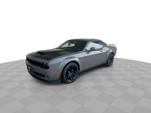 Used 2023 Dodge Challenger R/T Scat Pack image 4