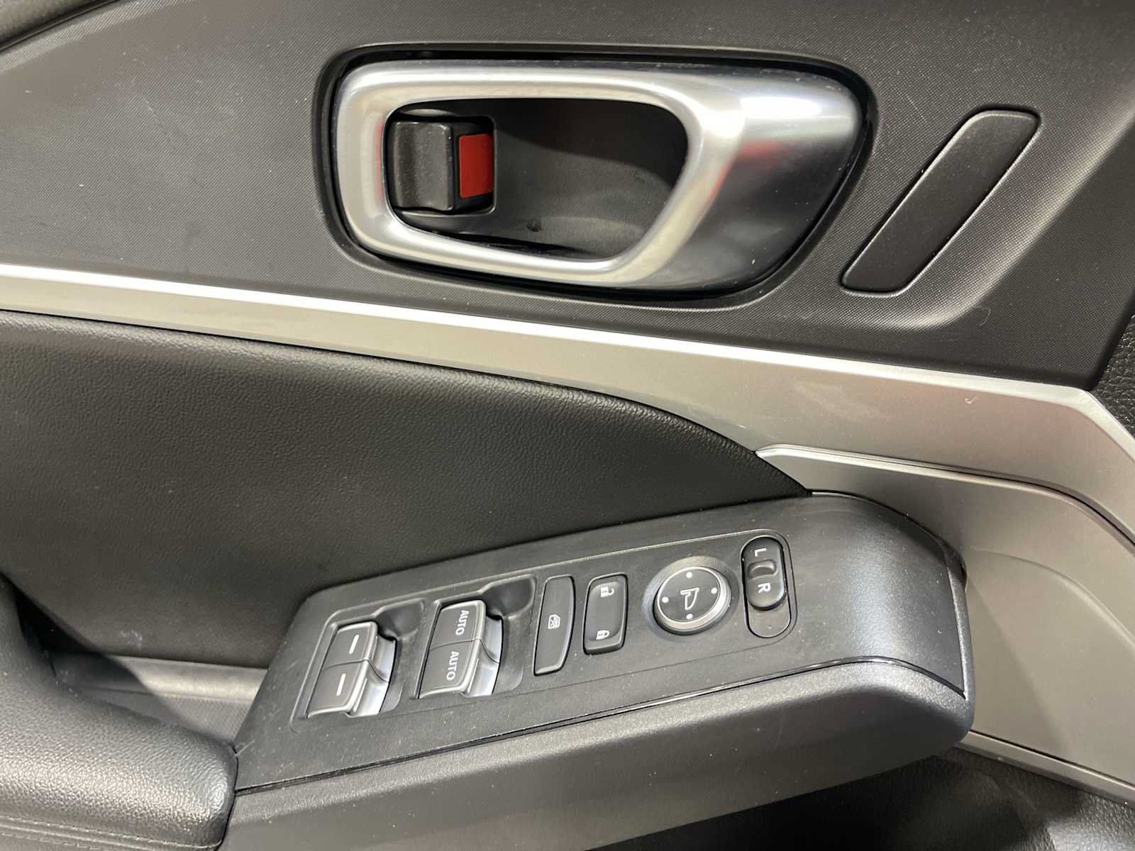 Used 2024 Acura Integra FWD image 23