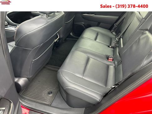 Certified 2025 Toyota Crown Signia image 24